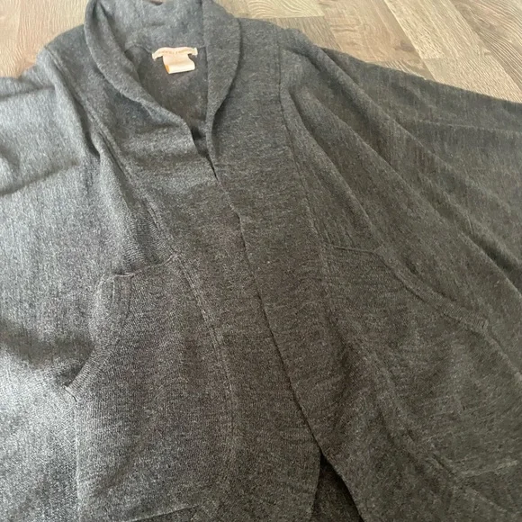 Sweet Romeo Grey Sweater - Picture 2 of 8